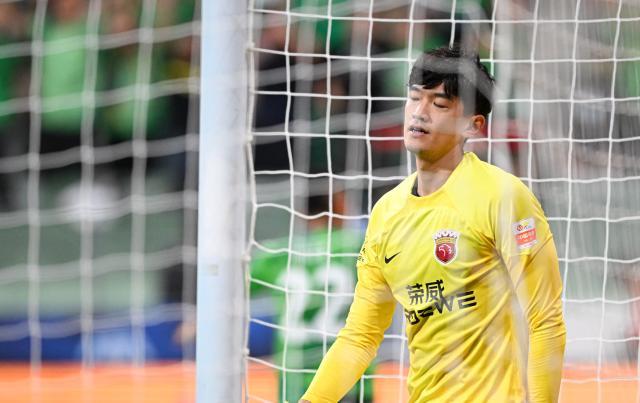 开云体育-海港无缘填补足协杯空白 追平升入中超第3差成绩